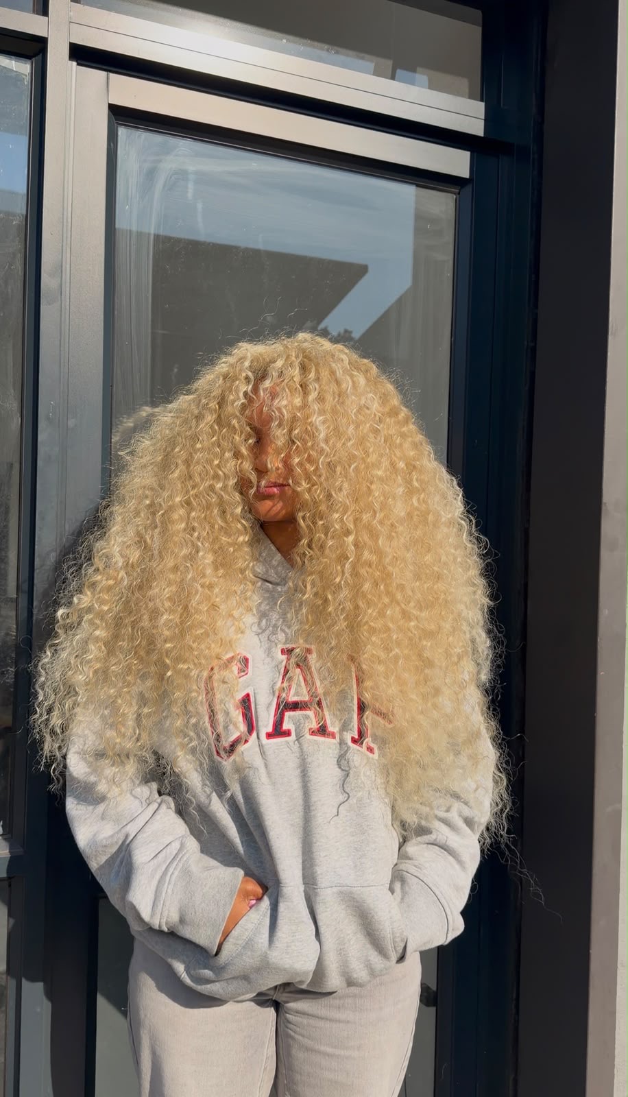 Ocean Curls Blondie